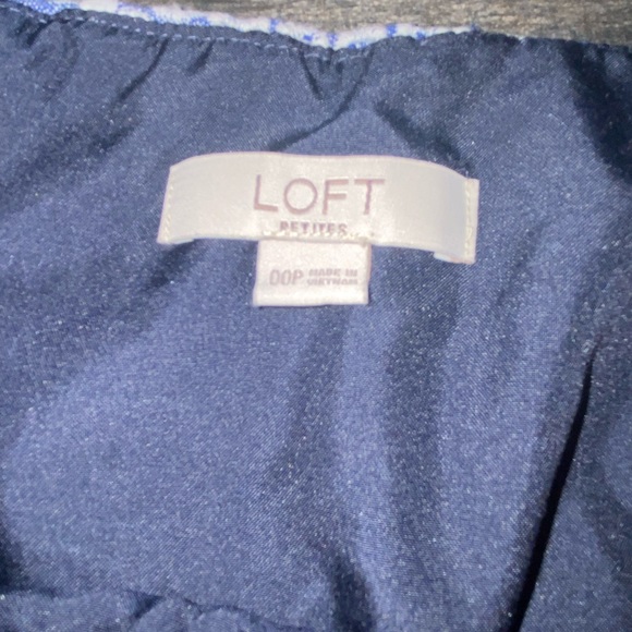 Super Cute Loft Skirt - Picture 2 of 2